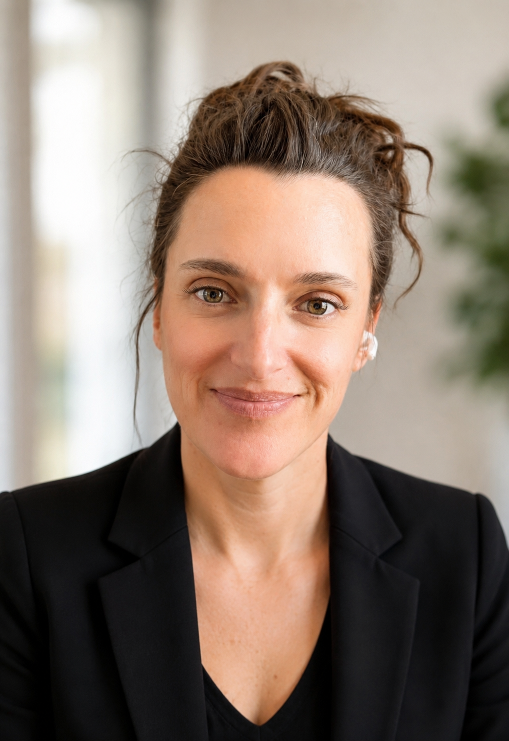 Jaime Looger, Broker Associate at Your Castle Real Estate, serving Longmont and the Front Range